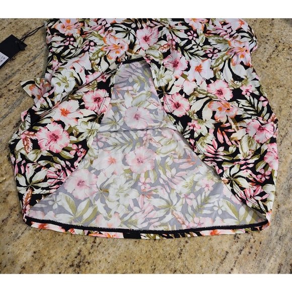 New Women's Tankini Swimsuit Top Size 8 Adjustable Straps Ruffle Tropical Flower - Picture 6 of 12